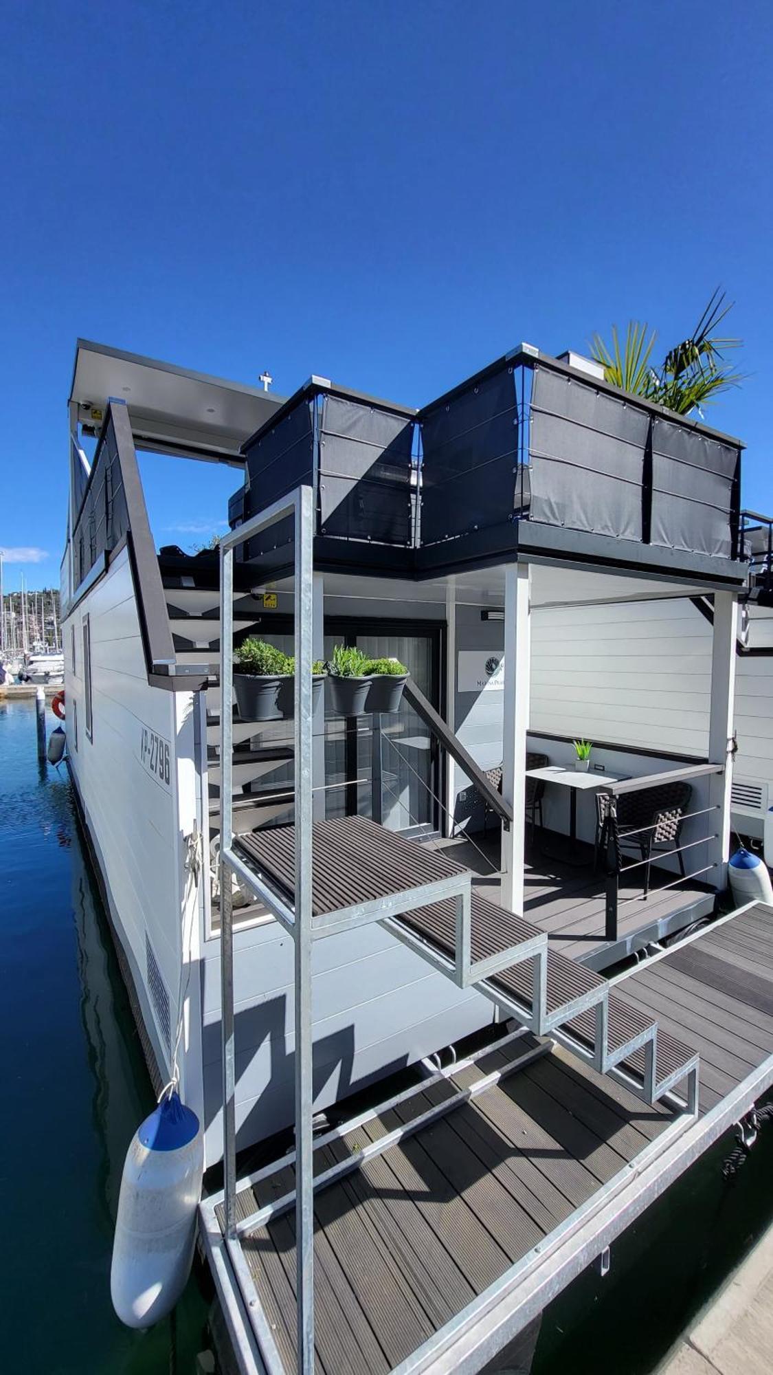 波尔托罗Floating House - Marina Pearl公寓 外观 照片